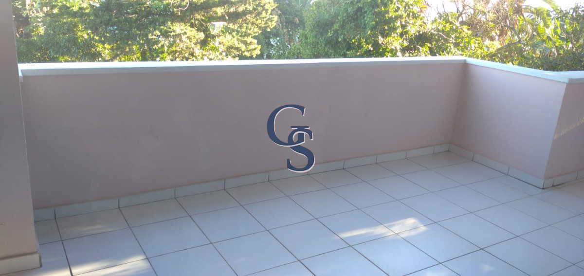 Apartamento ID.663 - A metros de Playa Mansa