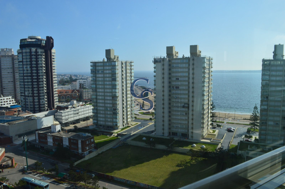 Apartamento ID.292880 - Piso alto con amplios y luminosos ambientes.