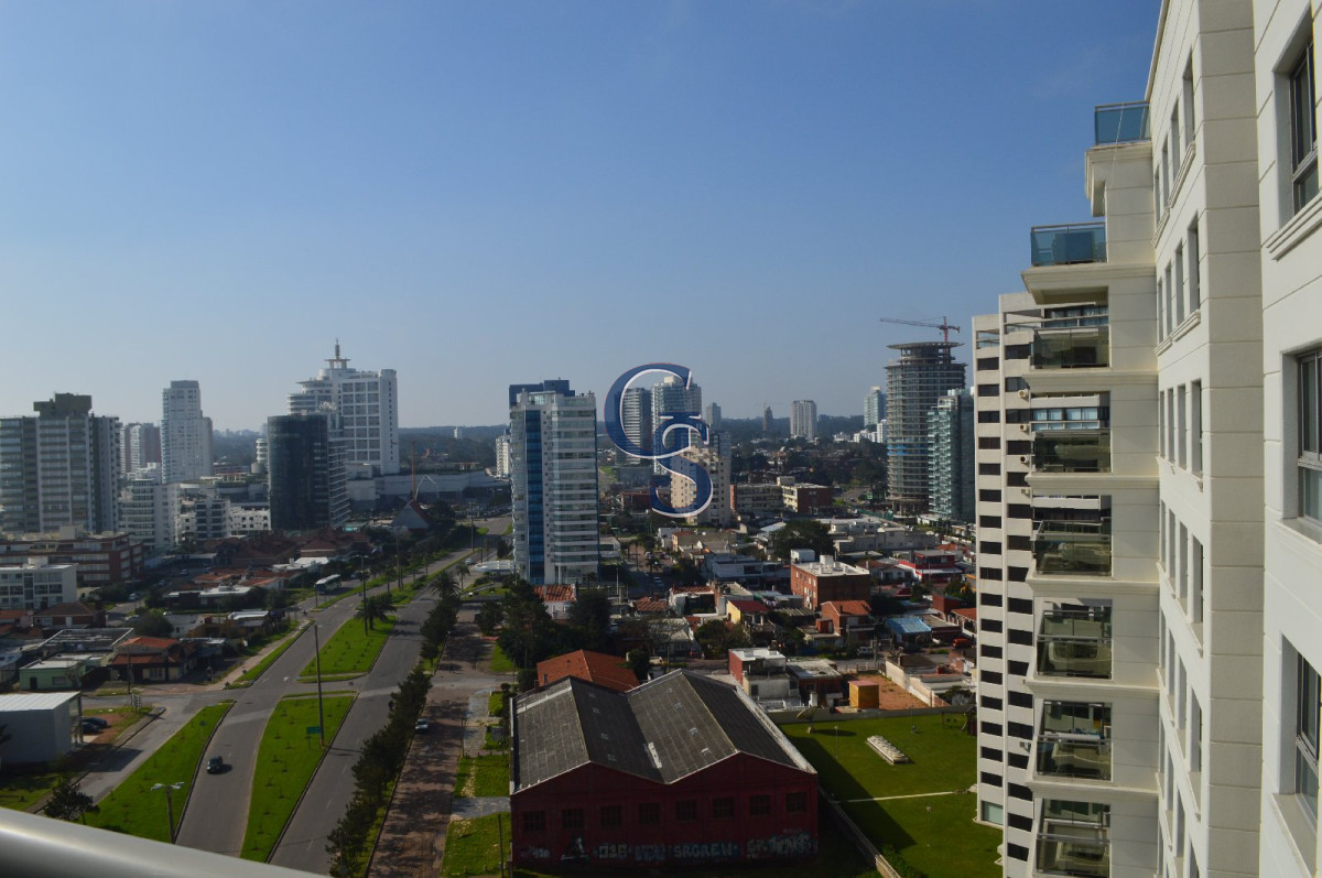 Apartamento ID.292880 - Piso alto con amplios y luminosos ambientes.