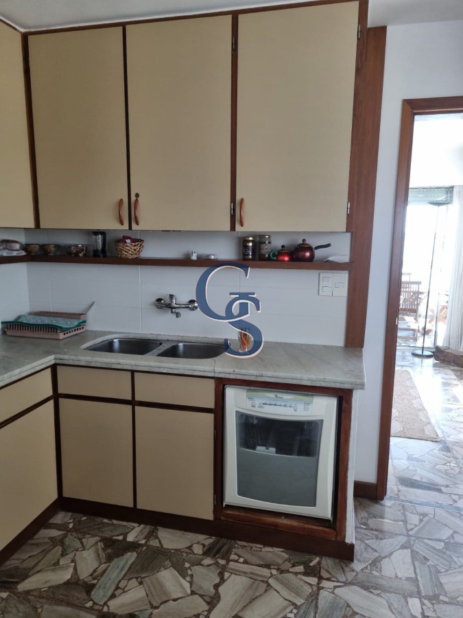 Apartamento ID.573 - primera línea a la mansa