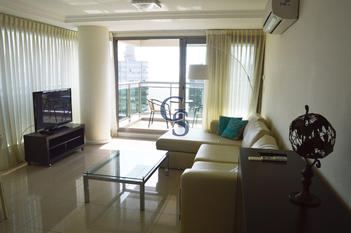 Apartamento ID.292880 - Piso alto con amplios y luminosos ambientes.
