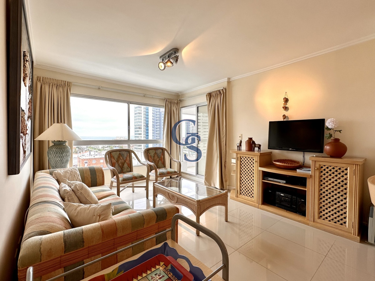 Apartamento ID.90395 - A pasitos del mar, de playa Brava, rodeado de todos los servicios.