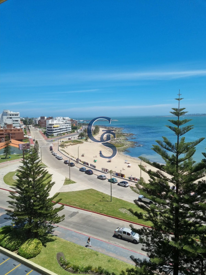 Apartamento ID.573 - primera línea a la mansa
