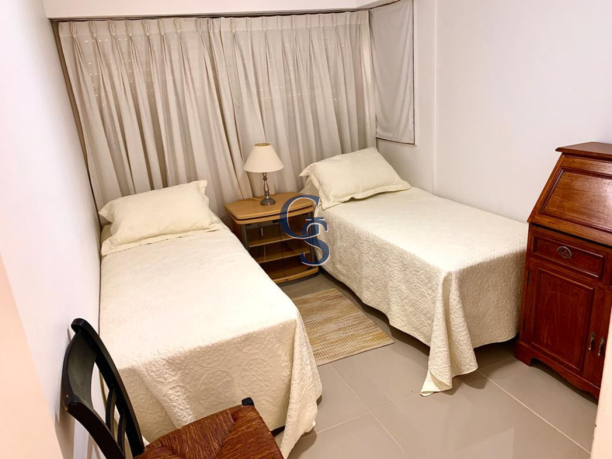 Apartamento ID.290296 - A pasos de Playa Mansa y Playa Brava. Próximo a la Península.