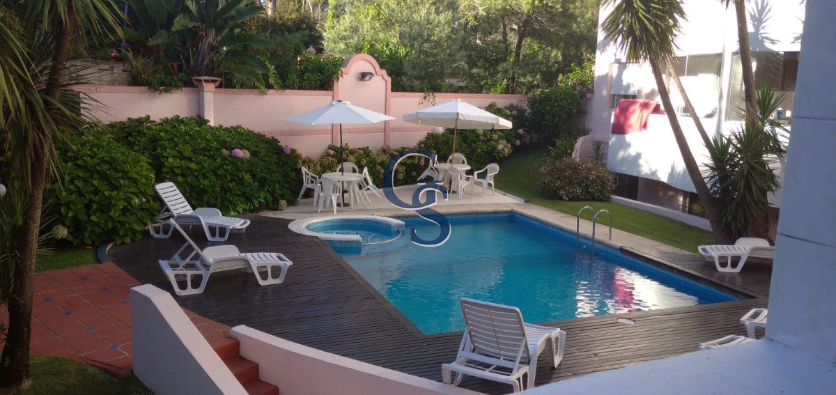 Apartamento ID.290131 - A metros de Playa Mansa