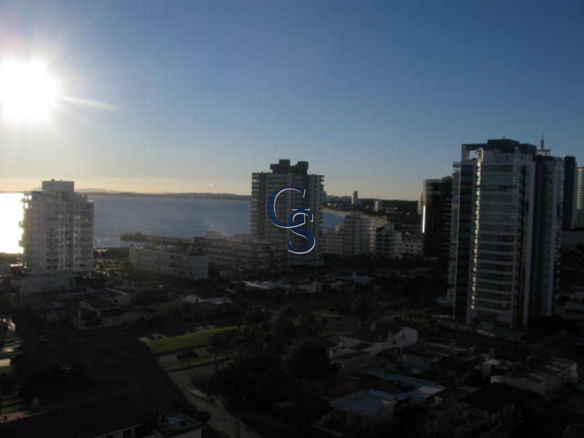 Apartamento ID.1695 - Complejo en 1° fila - Excelente ubicación.