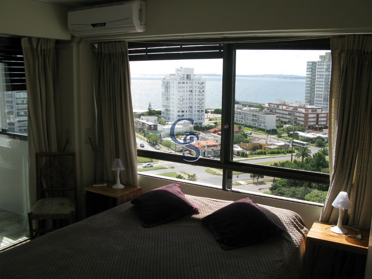 Apartamento ID.1695 - Complejo en 1° fila - Excelente ubicación.