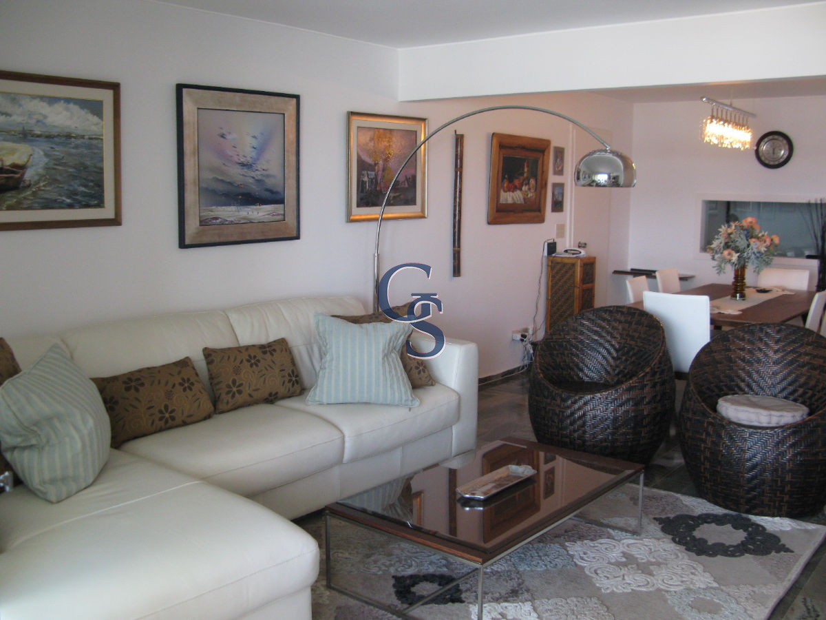 Apartamento ID.1695 - Complejo en 1° fila - Excelente ubicación.