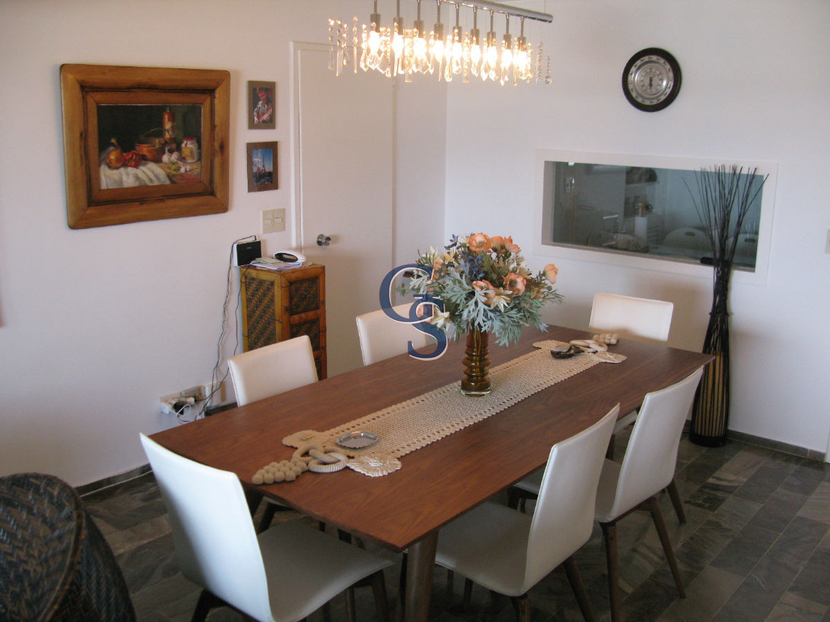 Apartamento ID.1695 - Complejo en 1° fila - Excelente ubicación.