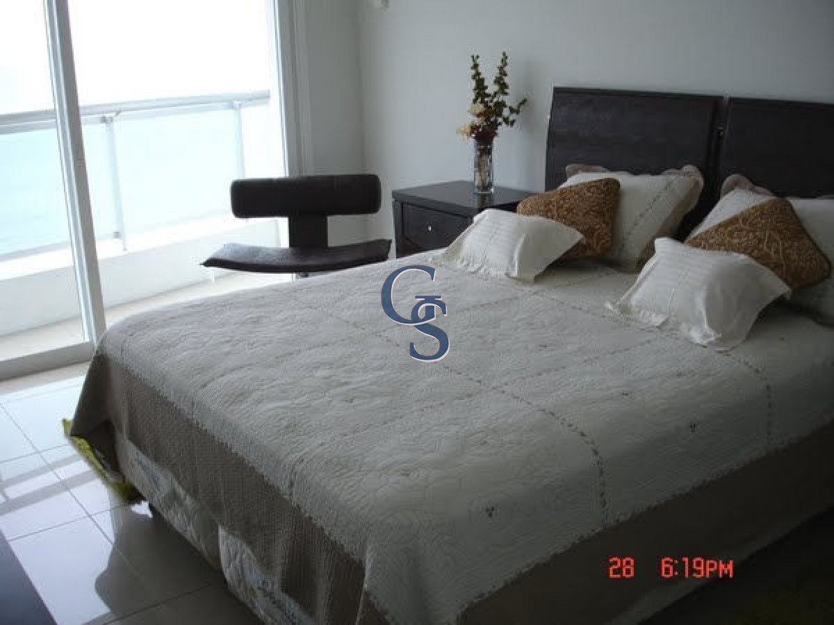 Apartamento ID.291133 - Torre Premium con vista a la bahía.