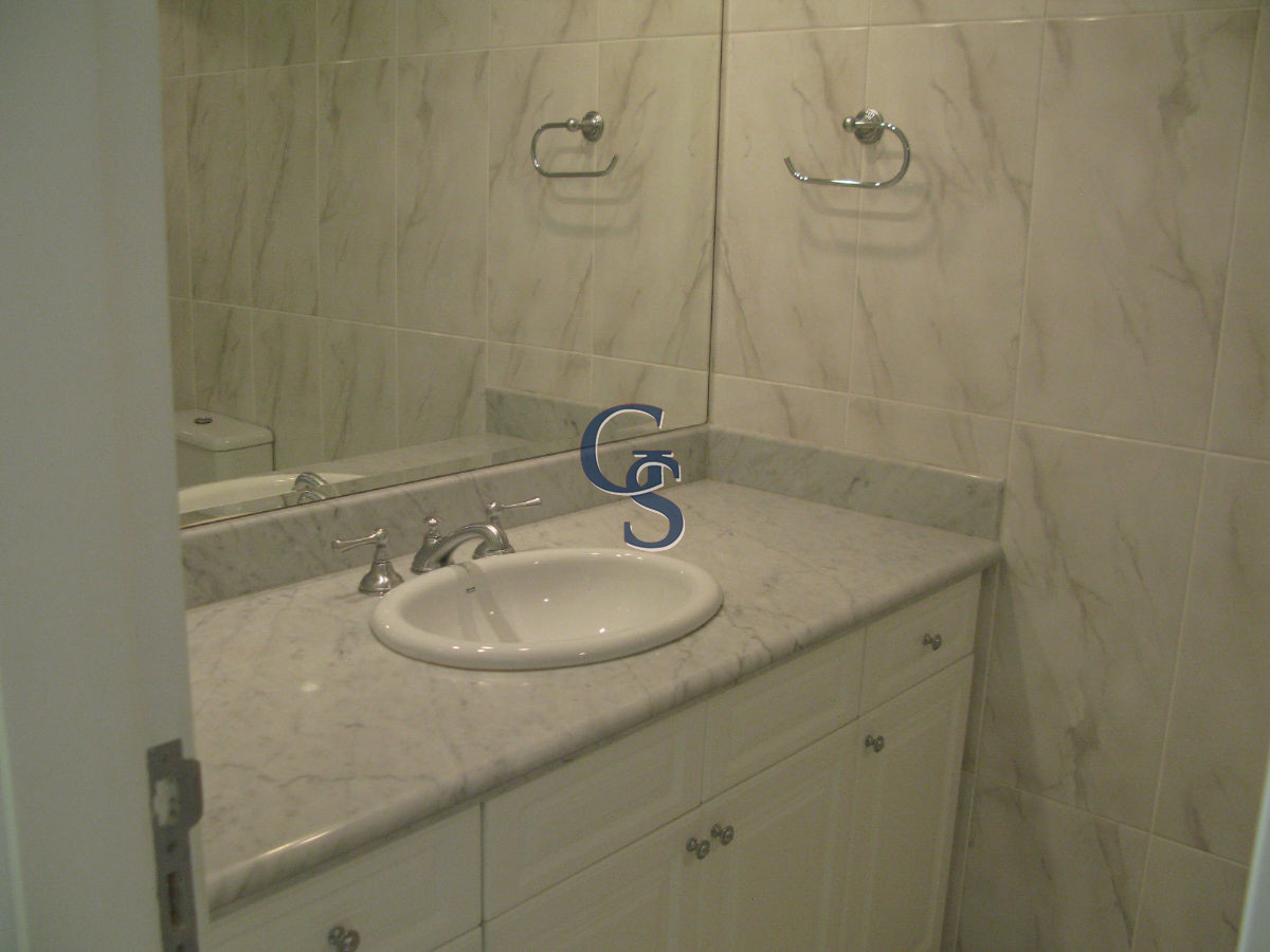 Apartamento ID.292861 - Apartamento en MILLENIUM TOWER, Mansa, Punta del Este, 2 Dormitorios.