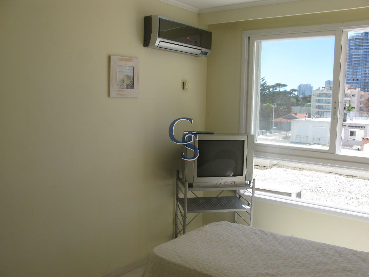 Apartamento ID.292861 - Apartamento en MILLENIUM TOWER, Mansa, Punta del Este, 2 Dormitorios.