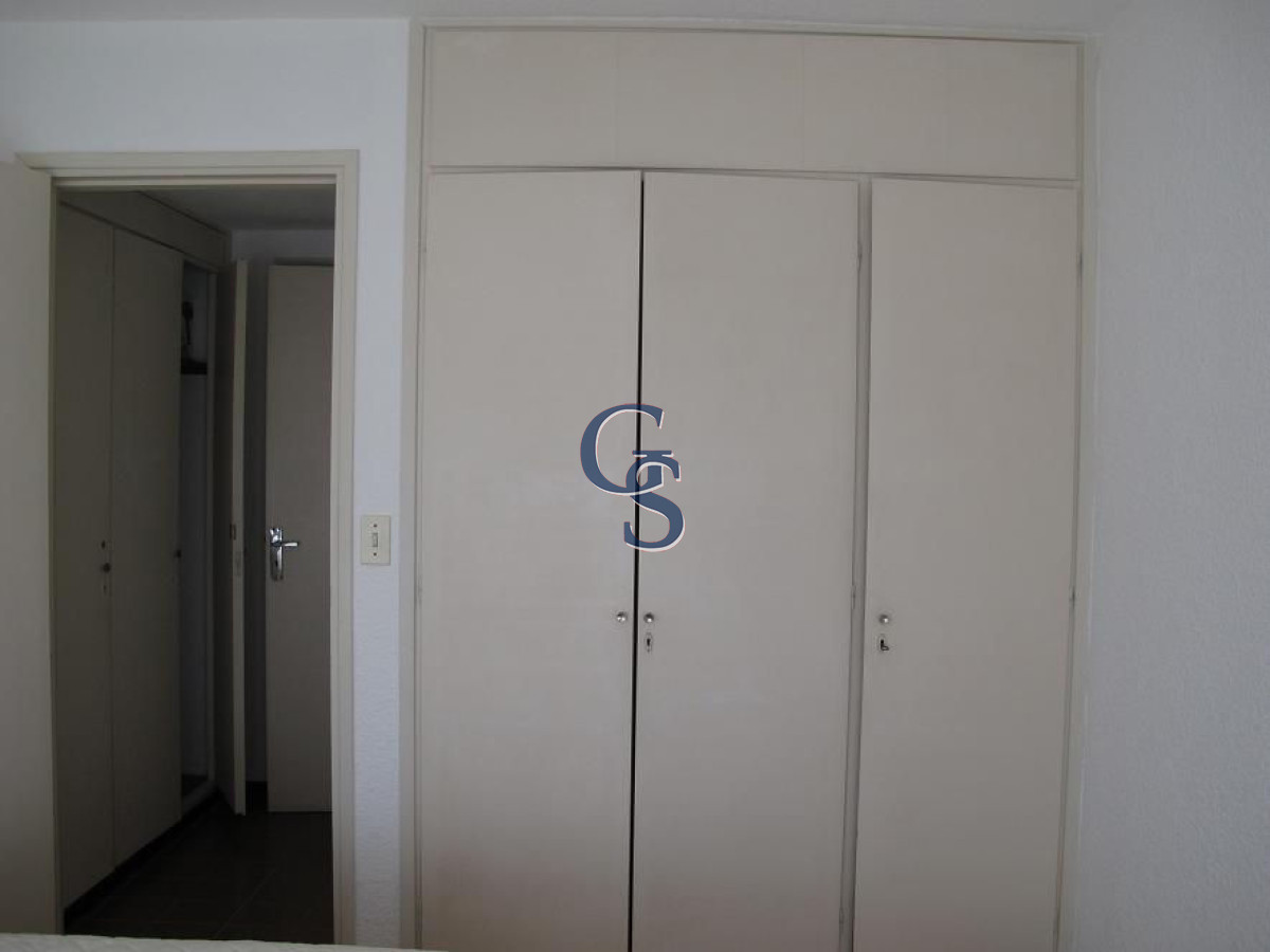 Apartamento ID.922 - Sobre reconocida avenida.