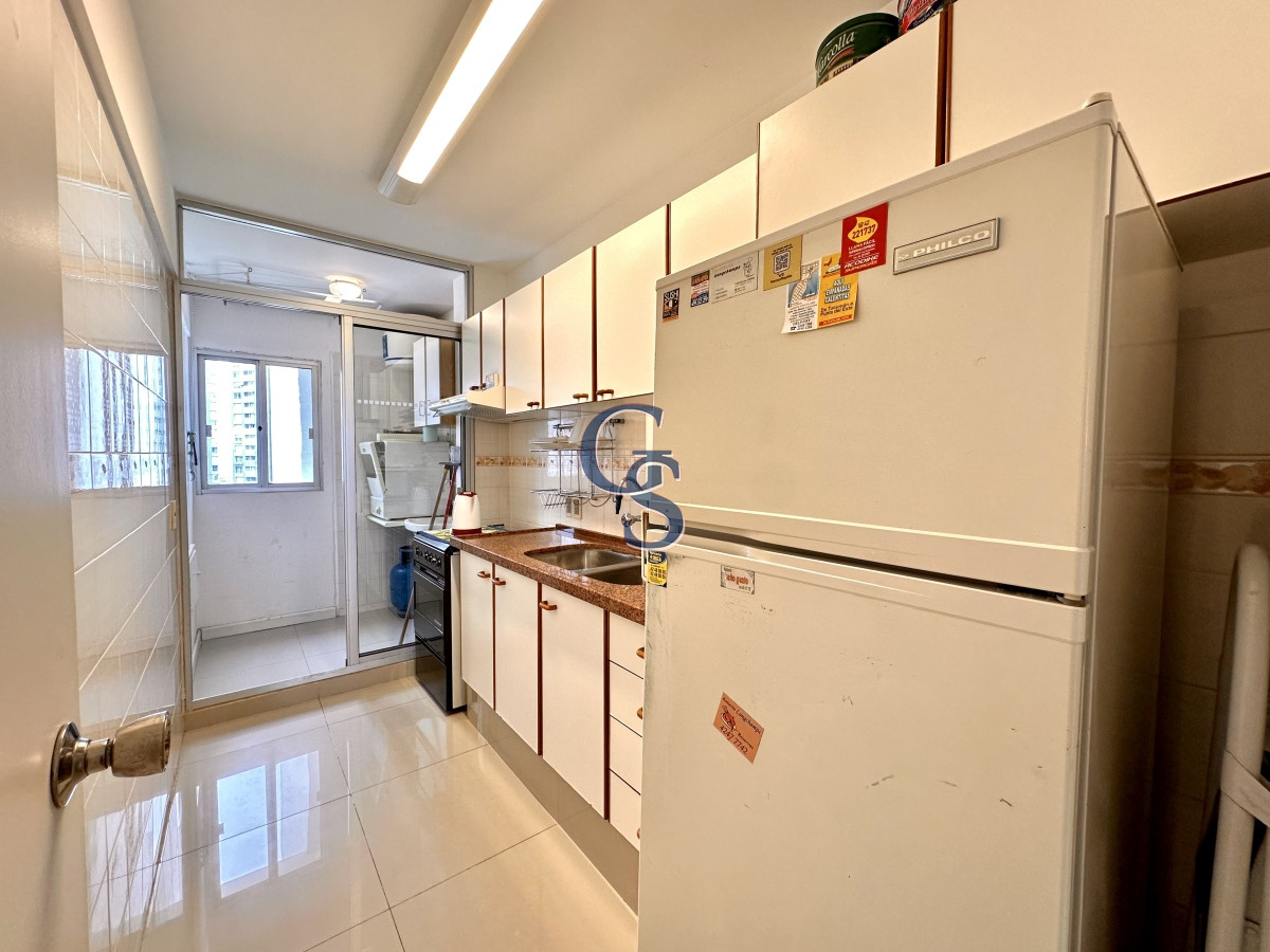 Apartamento ID.90395 - A pasitos del mar, de playa Brava, rodeado de todos los servicios.