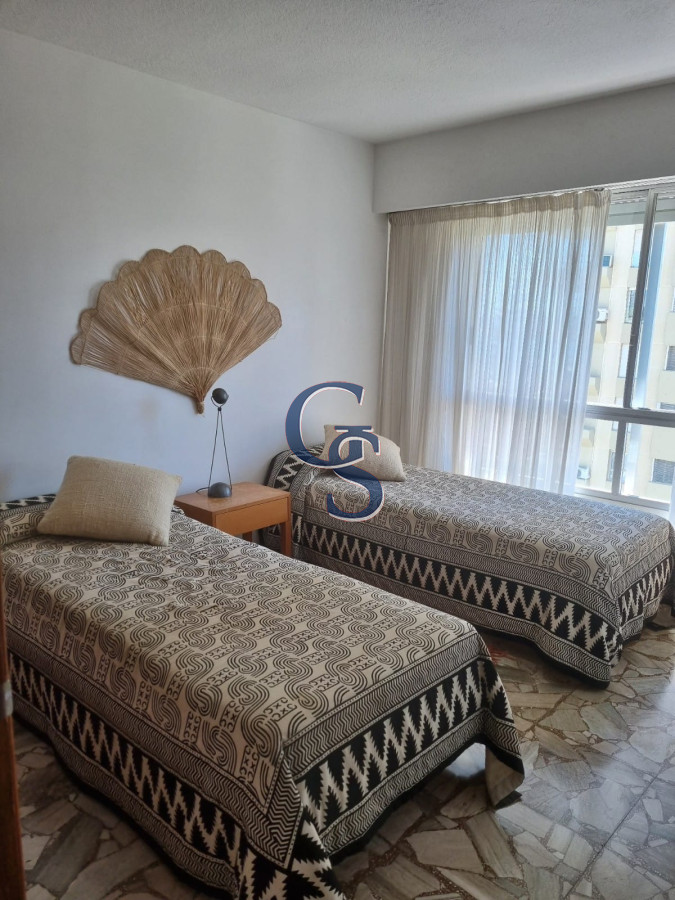 Apartamento ID.573 - primera línea a la mansa