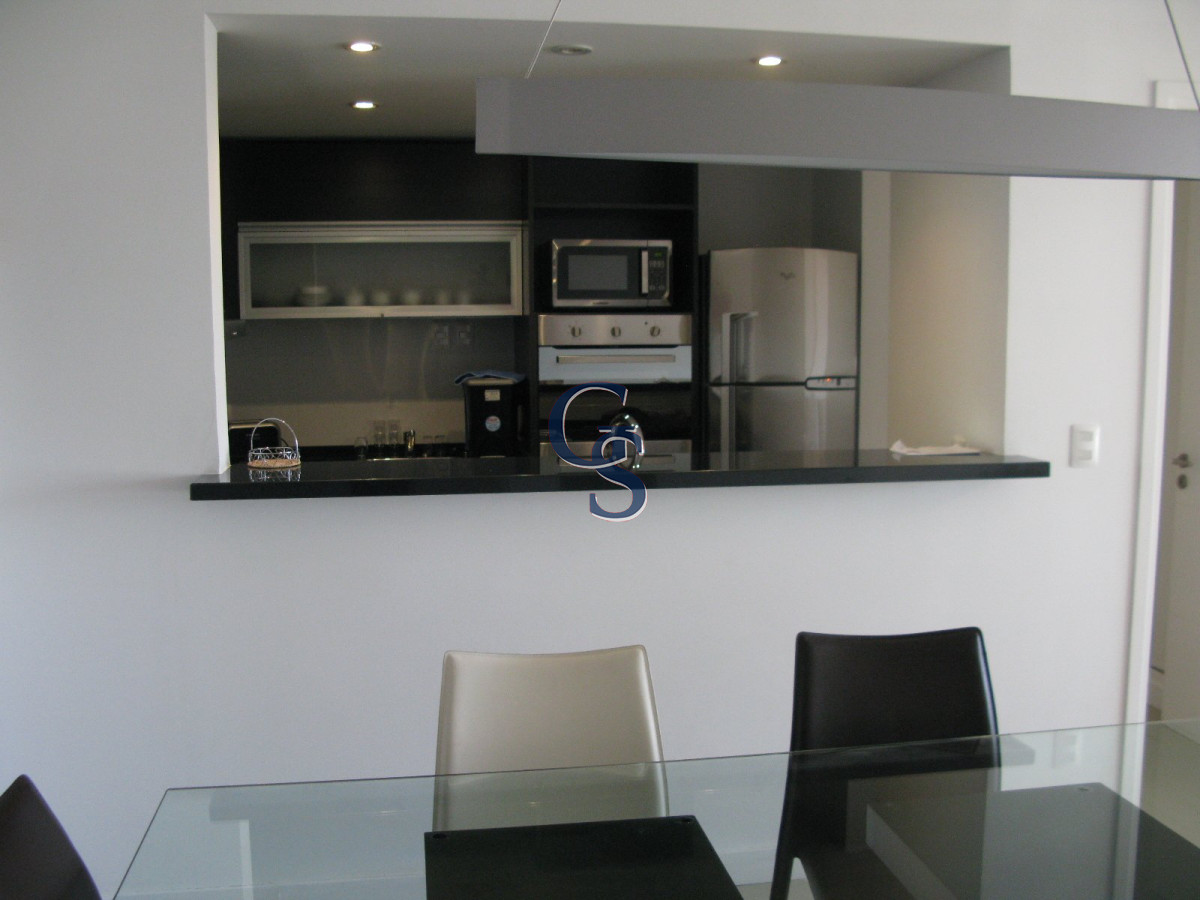 Apartamento ID.293112 - A pasos de Playa Brava y Playa Mansa, y próximo a la Península.