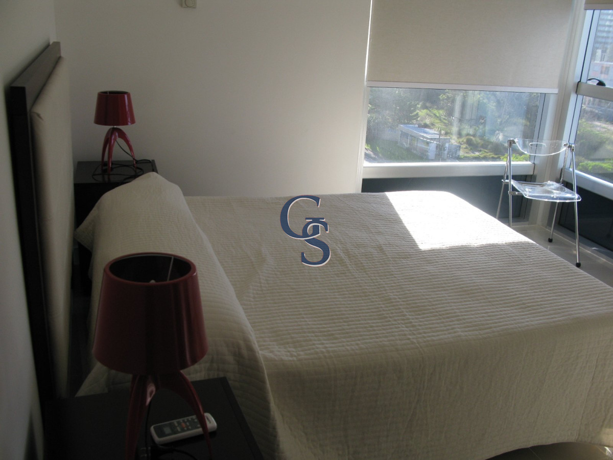 Apartamento ID.293112 - A pasos de Playa Brava y Playa Mansa, y próximo a la Península.