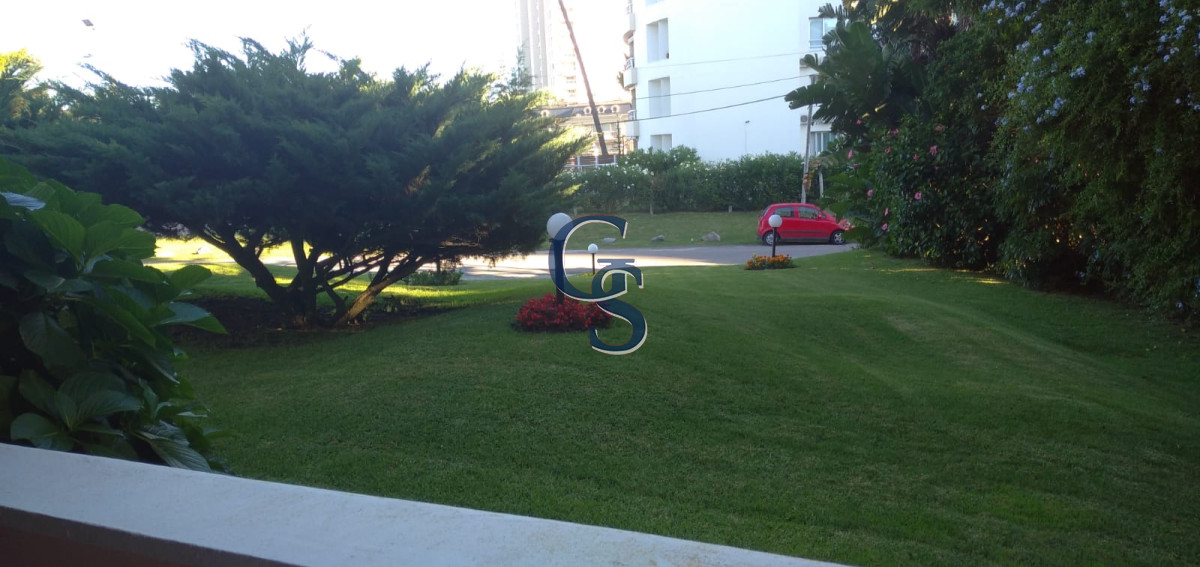 Apartamento ID.290131 - A metros de Playa Mansa