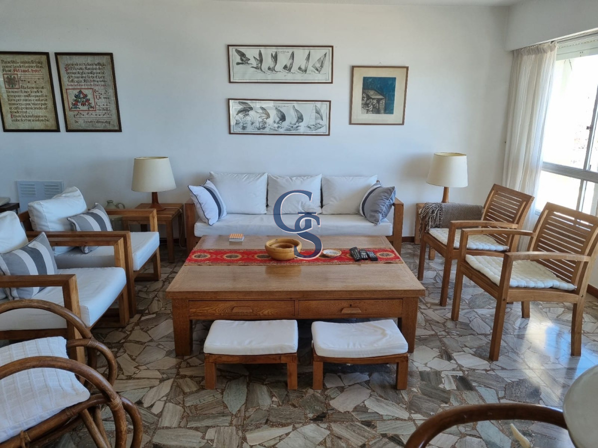 Apartamento ID.573 - primera línea a la mansa