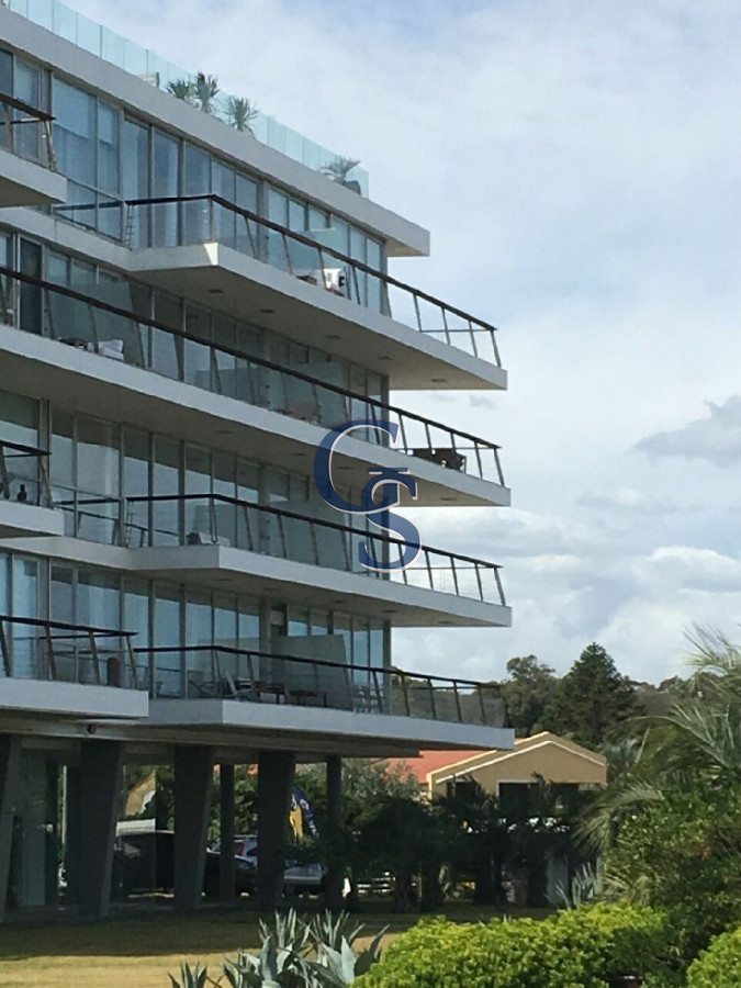 Apartamento ID.291976 - Excelente ubicación.  Vista al mar y arroyo.