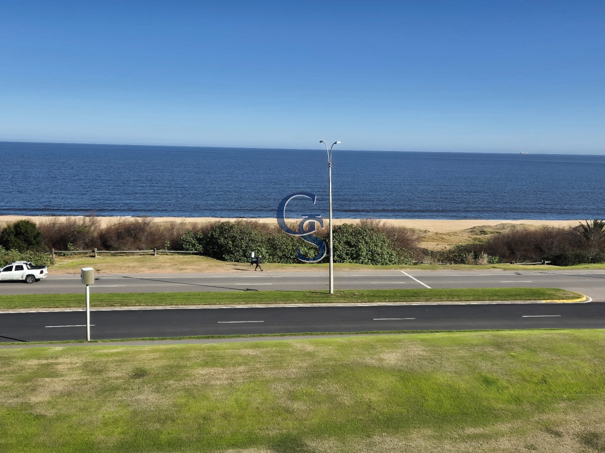 Apartamento ID.293118 - Pent house en 1° fila.   A ESTRENAR