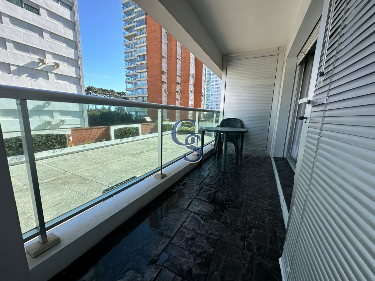 Apartamento ID.2294 - Próximo a Playa Mansa.