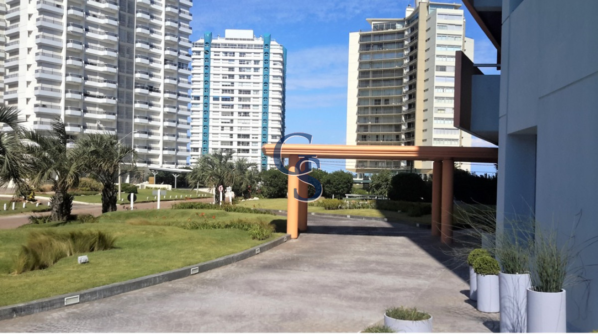 Apartamento ID.290906 - Próximo a playa brava.