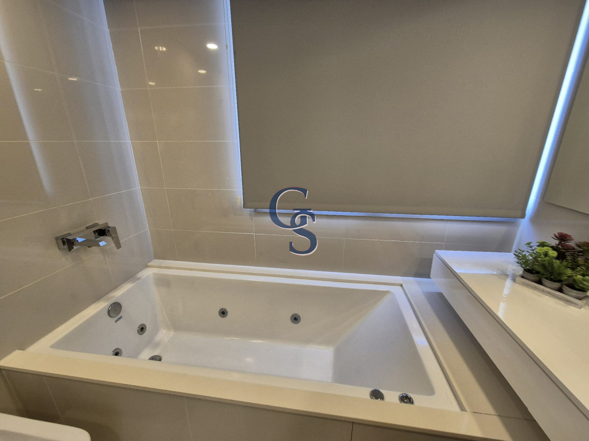 Apartamento ID.293118 - Pent house en 1° fila.   A ESTRENAR