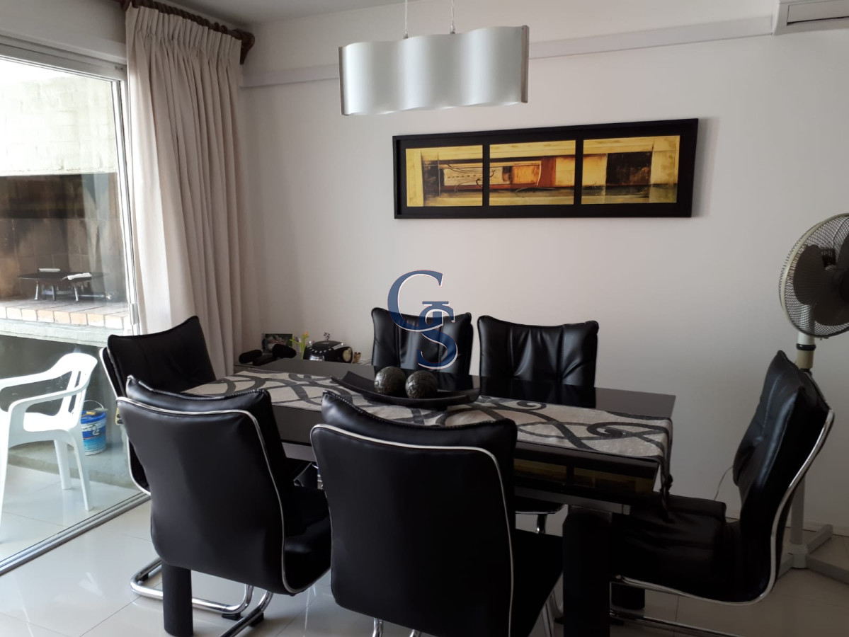Apartamento ID.292601 - Mansa, parada 14.   A pasos del mar. 