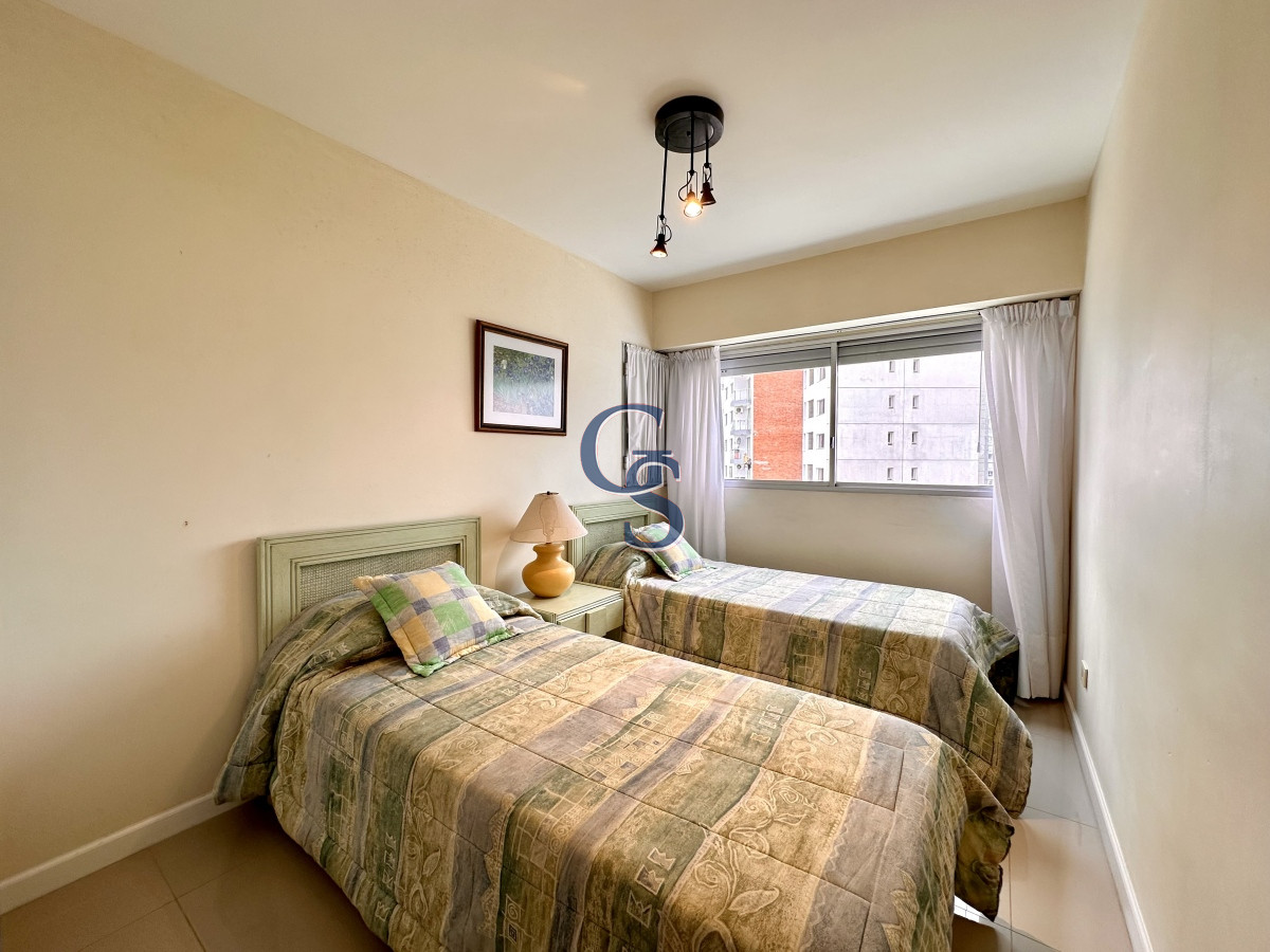 Apartamento ID.90395 - A pasitos del mar, de playa Brava, rodeado de todos los servicios.