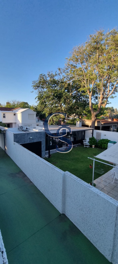 Apartamento ID.299597 - edificio sobre Rambla 