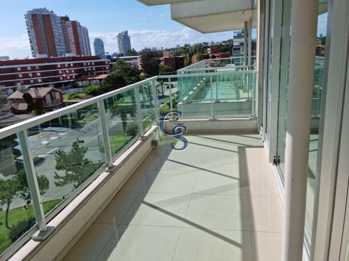 Apartamento ID.291194 - A pasos de Playa Mansa y de la península.