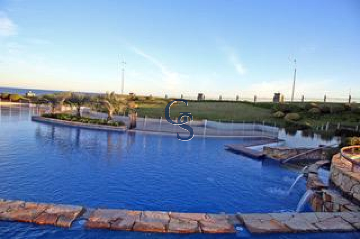 Apartamento ID.297514 - Exclusivo complejo frente a Playa Mansa