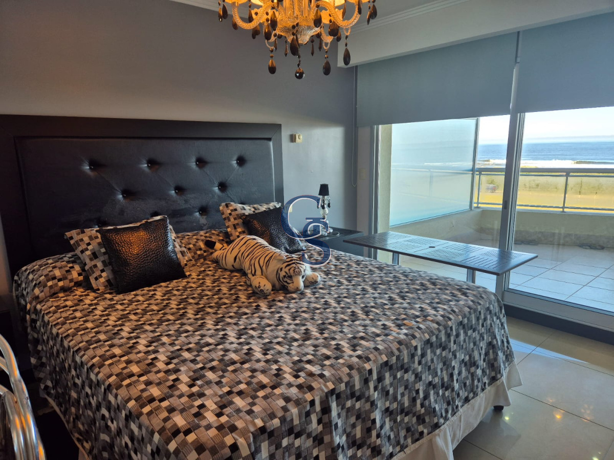 Apartamento ID.291041 - Apartamento en TORRE LOBOS,  En Venta, Brava, Punta del Este, 3 Dormitorios.