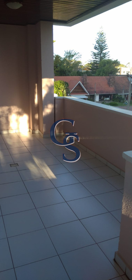 Apartamento ID.663 - A metros de Playa Mansa