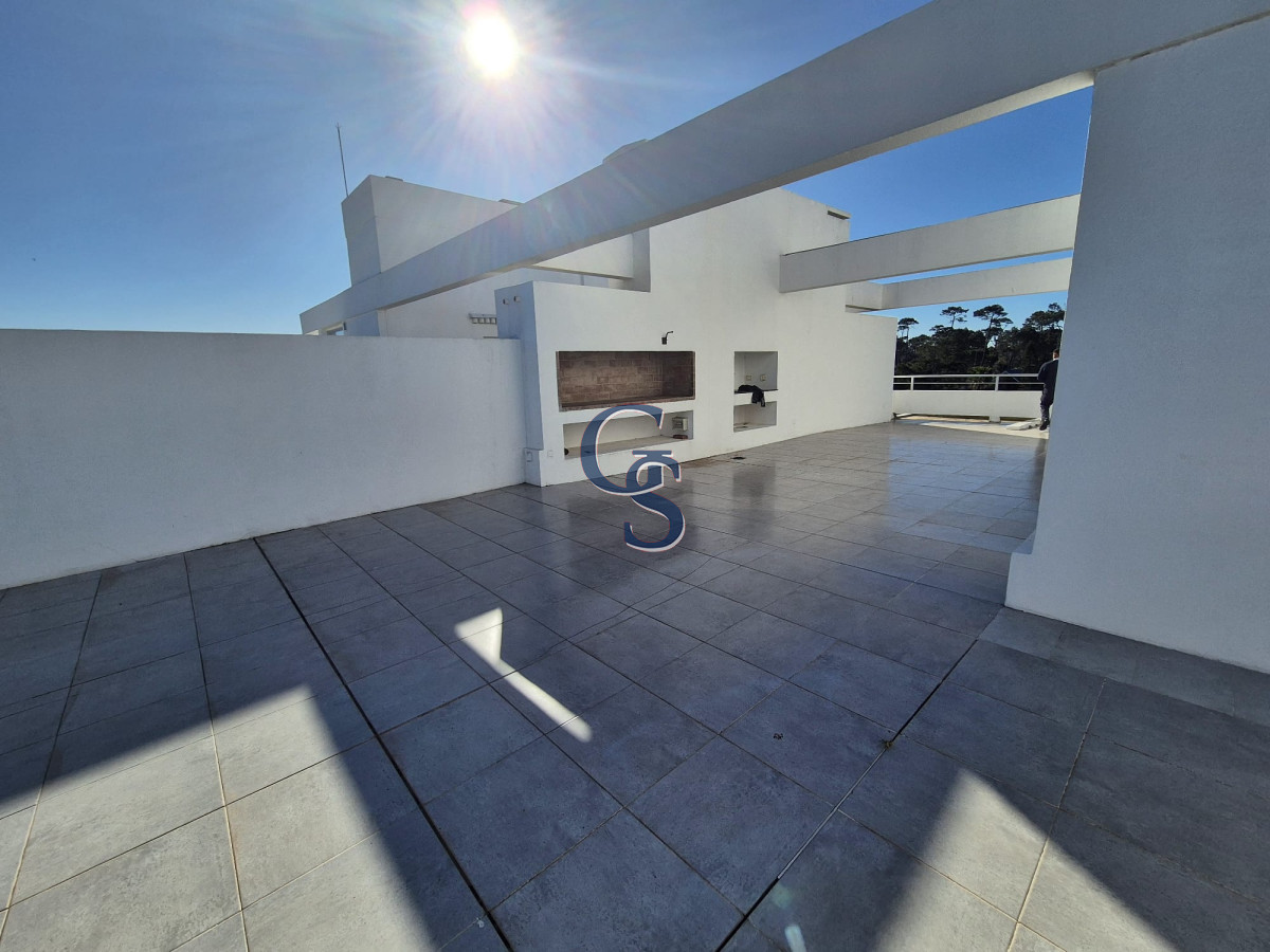 Apartamento ID.293118 - Pent house en 1° fila.   A ESTRENAR