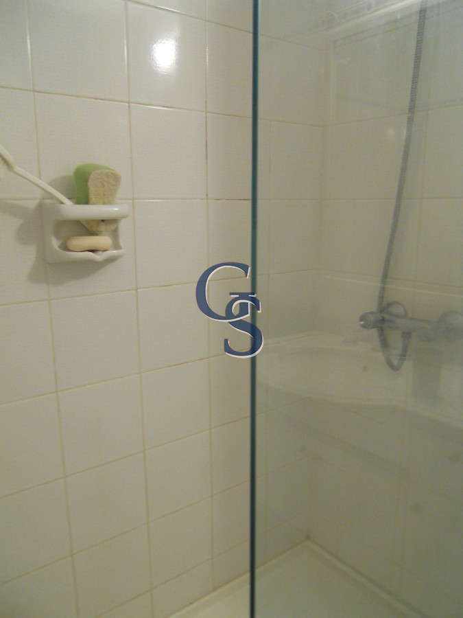 Apartamento ID.292993 - En venta y alquiler, a 100 ms de mar, playa mansa.