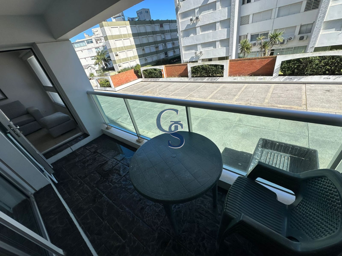 Apartamento ID.2294 - Próximo a Playa Mansa.
