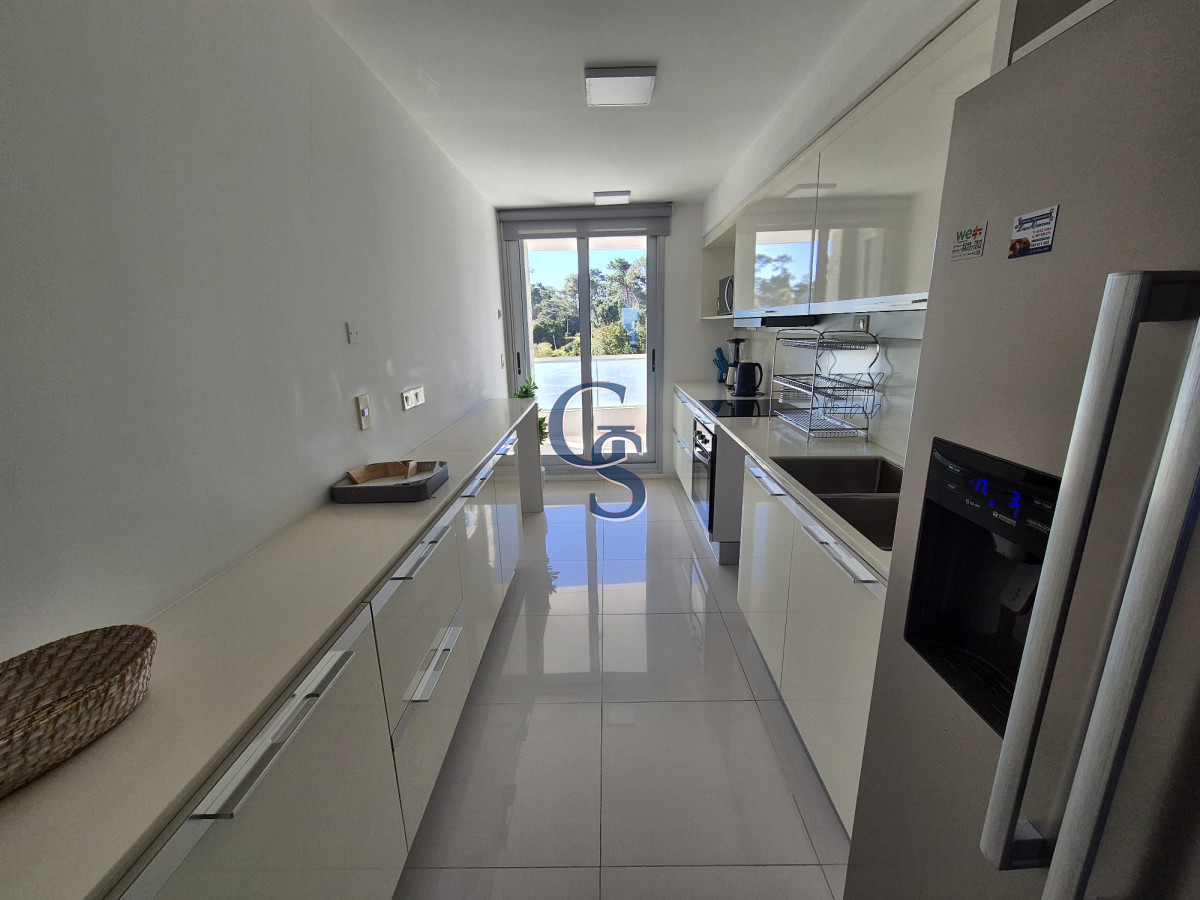 Apartamento ID.293118 - Pent house en 1° fila.   A ESTRENAR