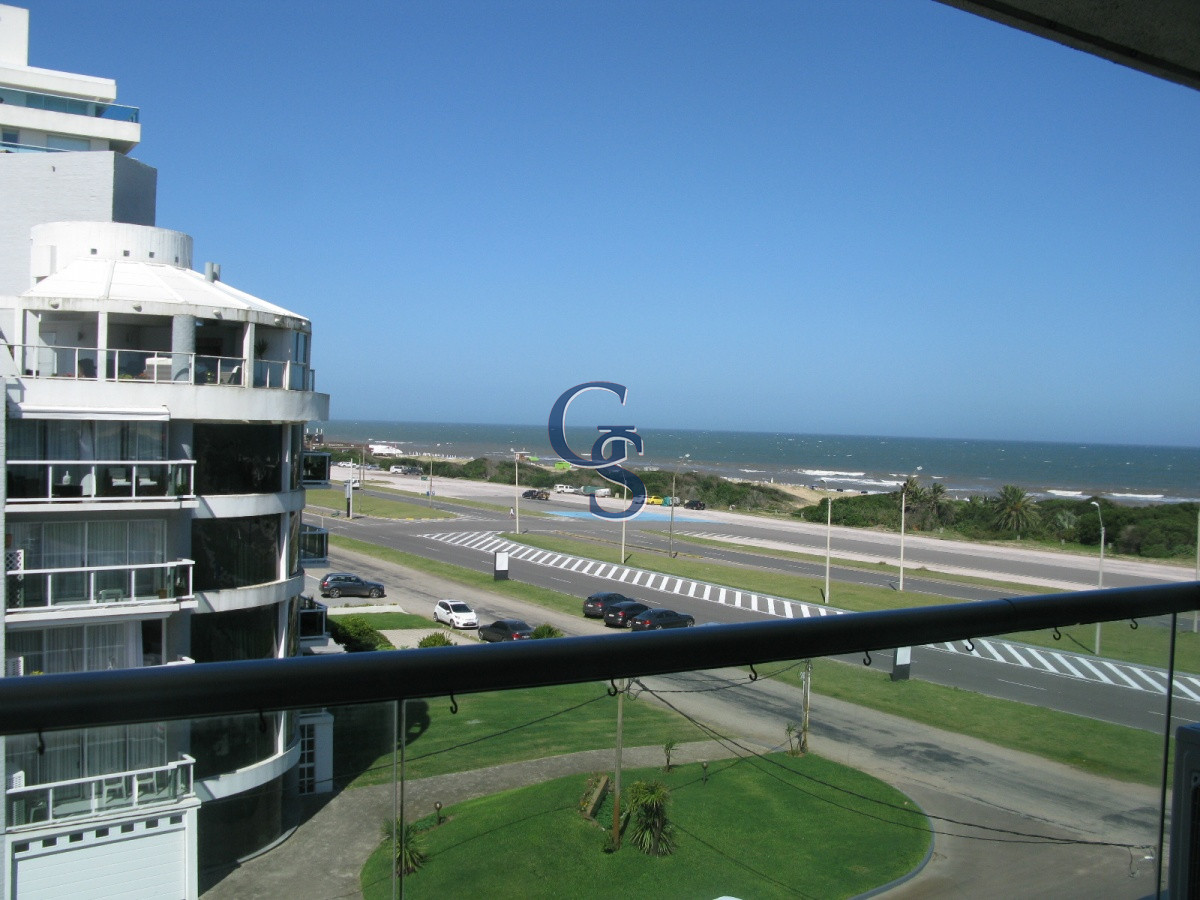 Apartamento ID.291917 - El edificio esta ubicado en una primera línea de la playa.