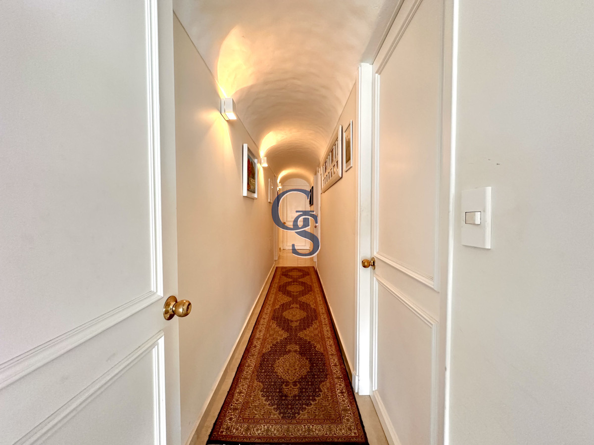Apartamento ID.299900 - En Venta Apartamento frente al Puerto, con inmejorables vistas.
