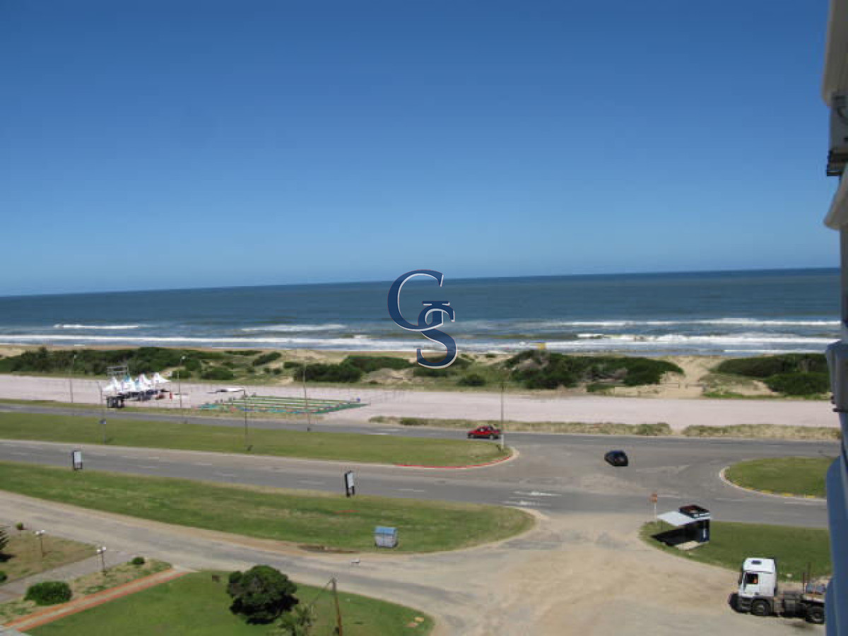 Apartamento ID.1313 - BRAVA  1° FILA