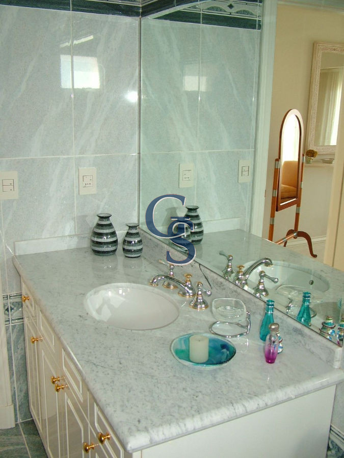 Apartamento ID.290360 - Apartamento en CORAL TOWER, Mansa, Punta del Este, 3 Dormitorios.