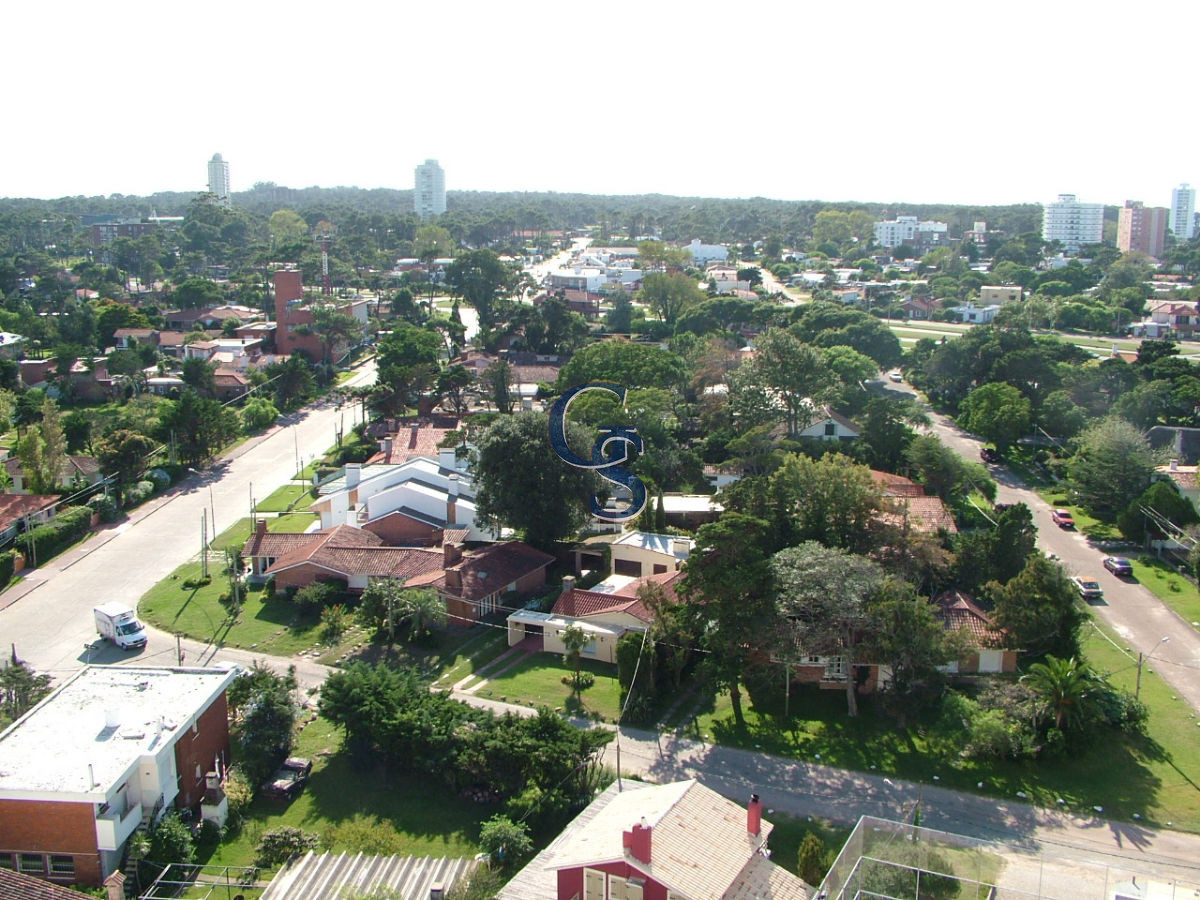 Apartamento ID.290360 - Apartamento en CORAL TOWER, Mansa, Punta del Este, 3 Dormitorios.