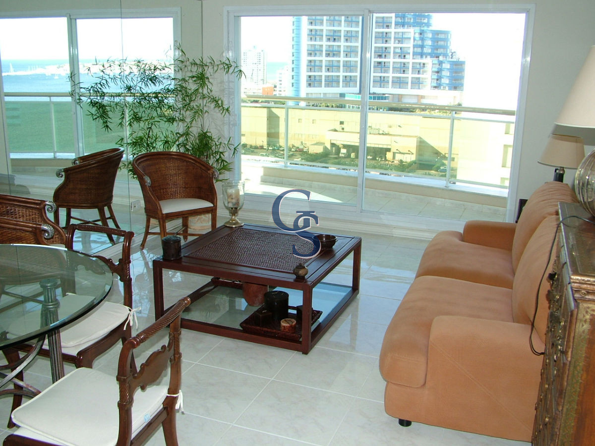 Apartamento ID.290360 - Apartamento en CORAL TOWER, Mansa, Punta del Este, 3 Dormitorios.