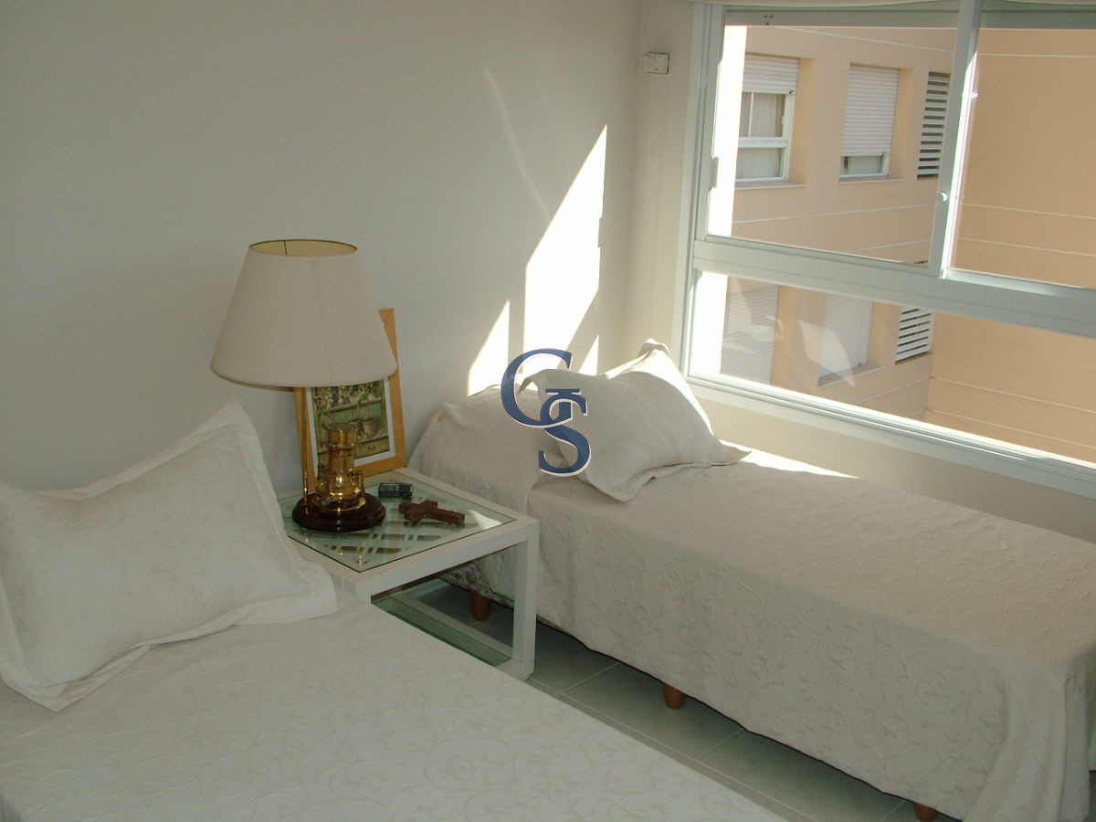 Apartamento ID.290360 - Apartamento en CORAL TOWER, Mansa, Punta del Este, 3 Dormitorios.