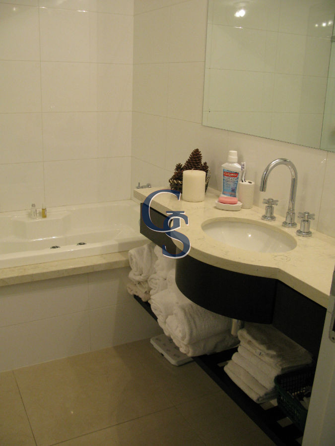 Apartamento ID.291041 - Apartamento en TORRE LOBOS,  En Venta, Brava, Punta del Este, 3 Dormitorios.