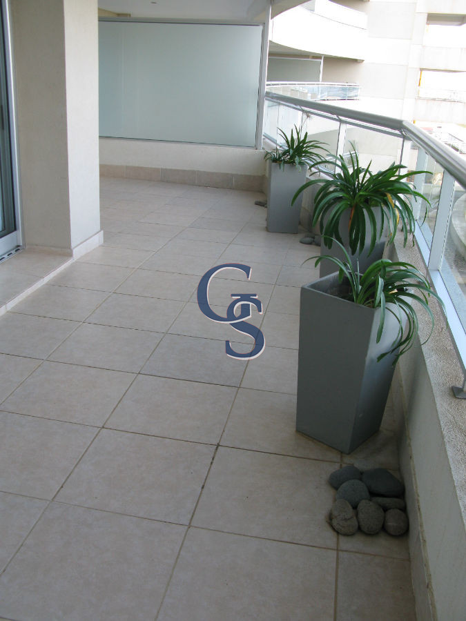 Apartamento ID.291041 - Apartamento en TORRE LOBOS,  En Venta, Brava, Punta del Este, 3 Dormitorios.