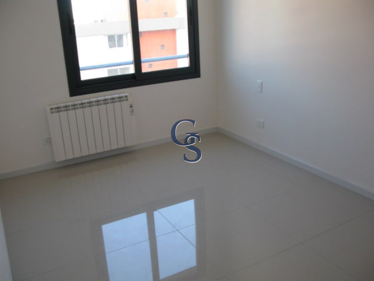 Apartamento ID.292040 - A pasos del centro de Maldonado3 Dormitorios.