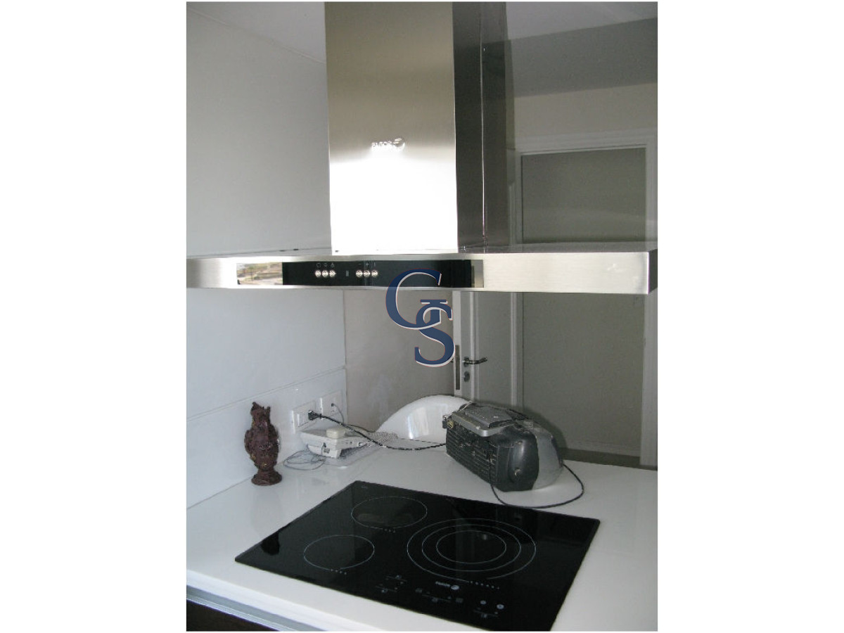 Apartamento ID.292047 - El complejo se encuentra en 1° fila con increíbles vistas al mar.   A pasos de La Península. 